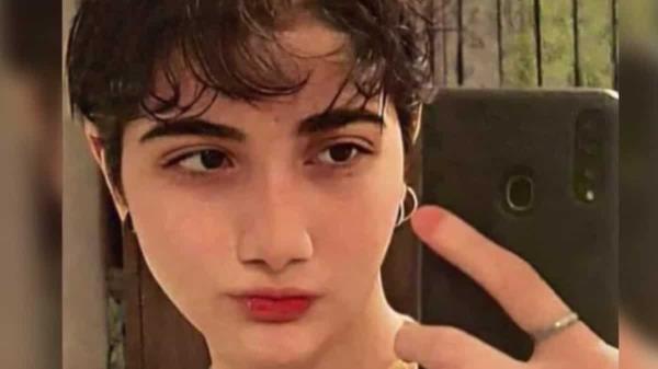 伊朗一名少女在德黑兰地铁昏迷一个月后死亡